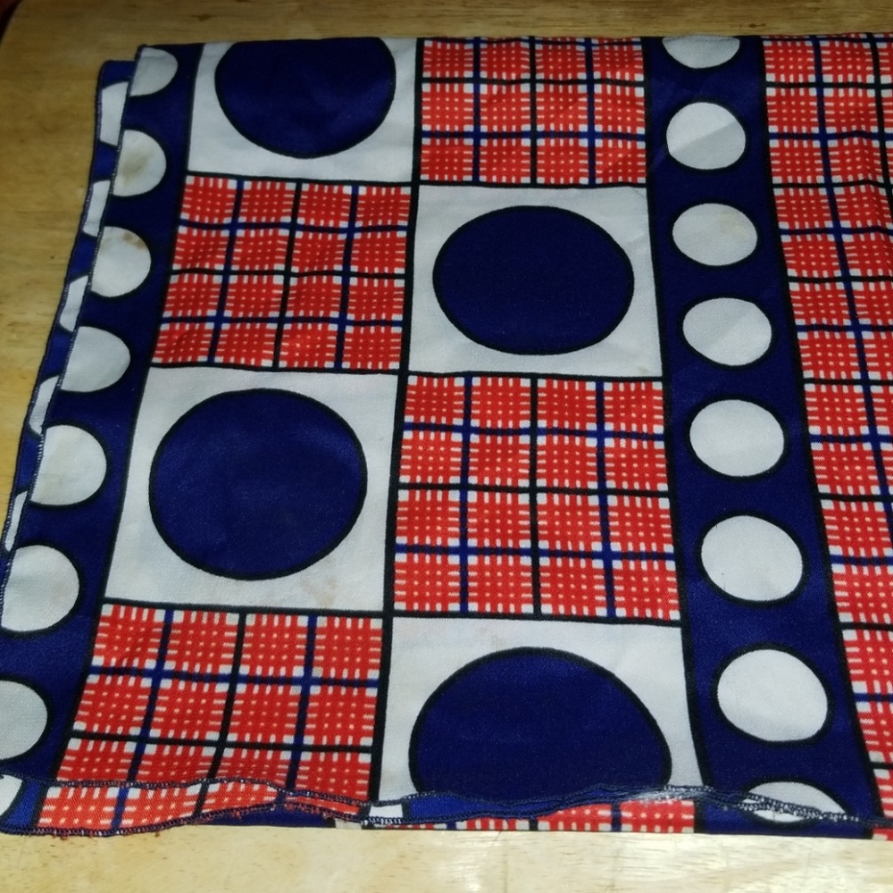 VINTAGE RED, WHITE, BLUE SHAPES SCARF PRELOVED - Picture 4 of 6